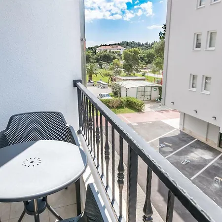 Apartment Beach Solee Makarska
